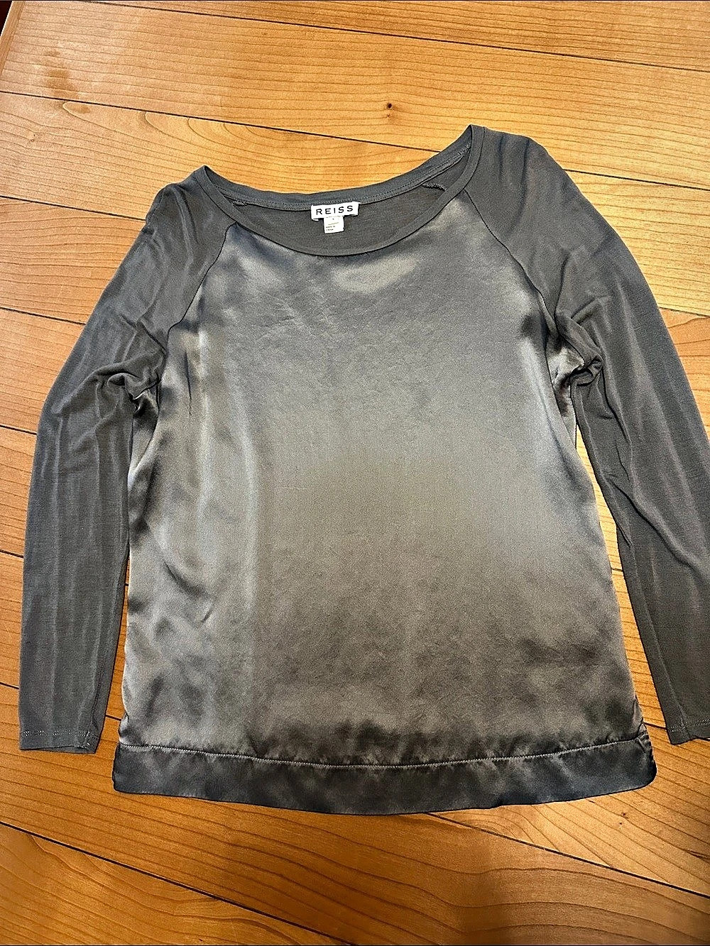 Reiss Long Sleeve Silk Top in Gray Size Small